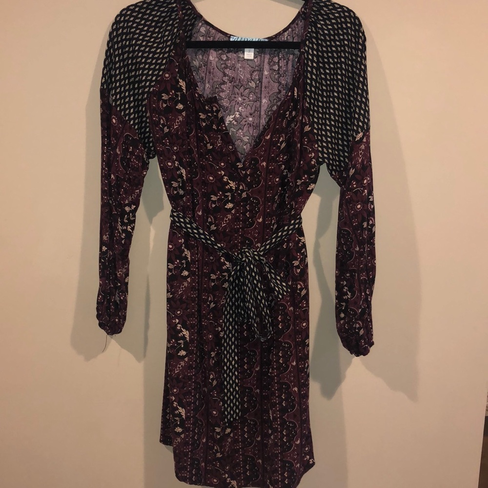Cute long sleeve floral dress